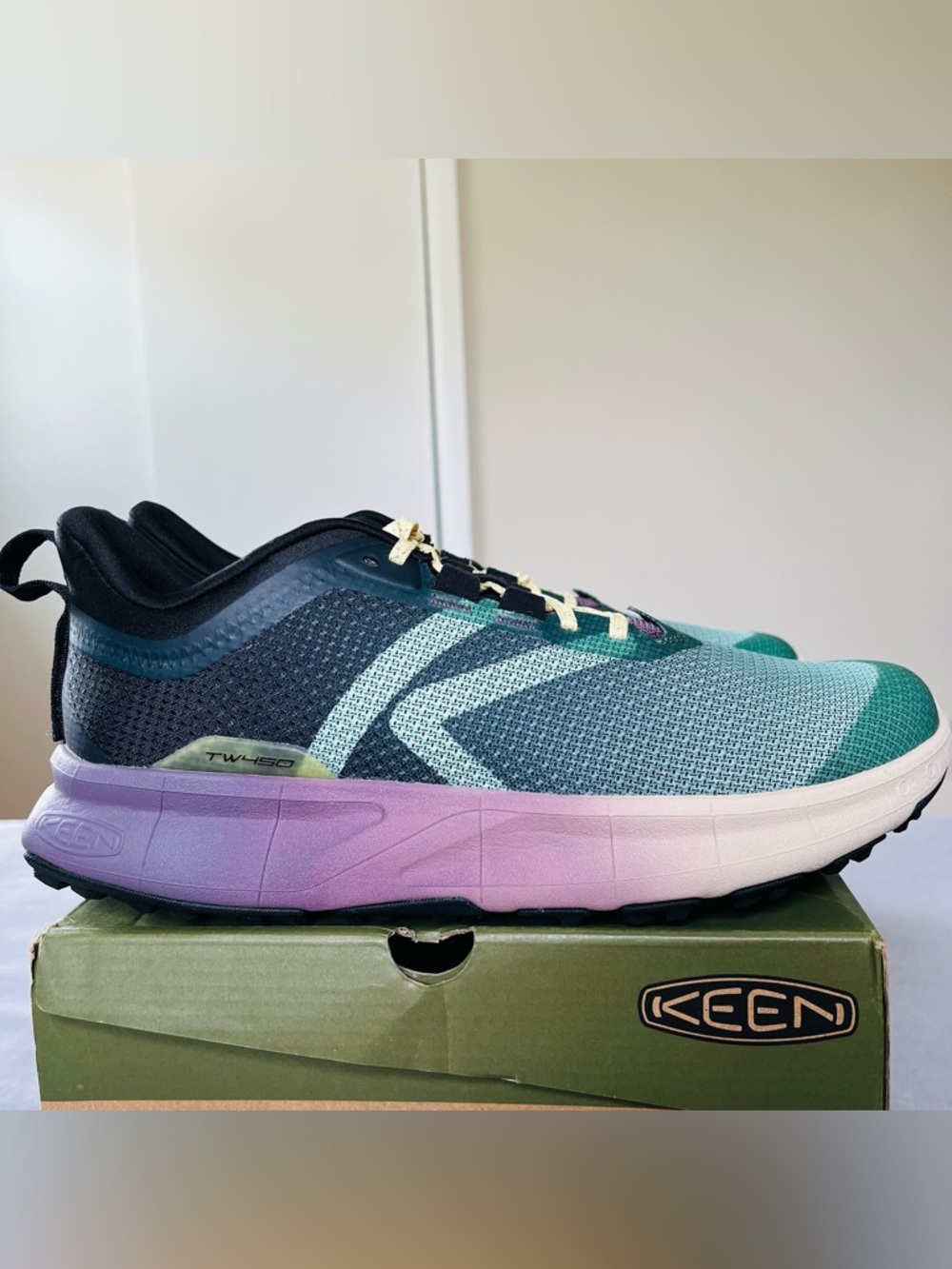 Sz 10 Keen 450 Dirt Hiking Trail Shoes Women’s Lichen/Banana, NEW